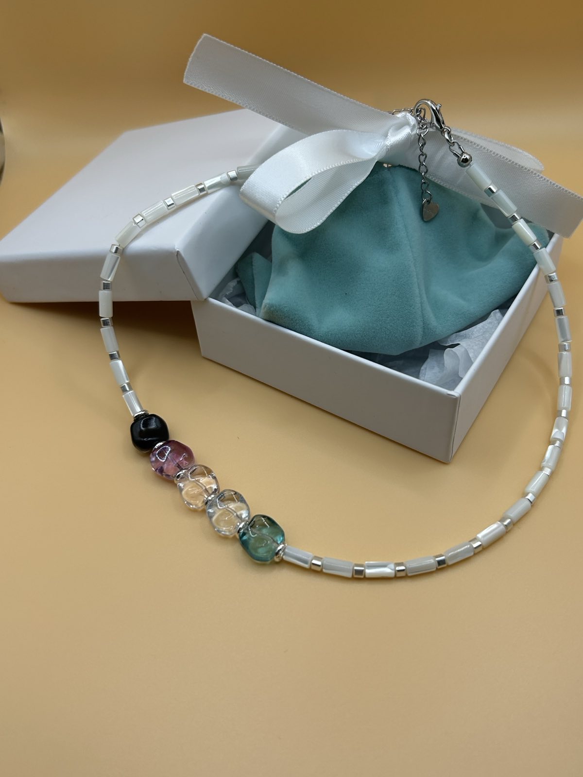 Comet Necklace – Crystal & Mother of Pearl Necklace