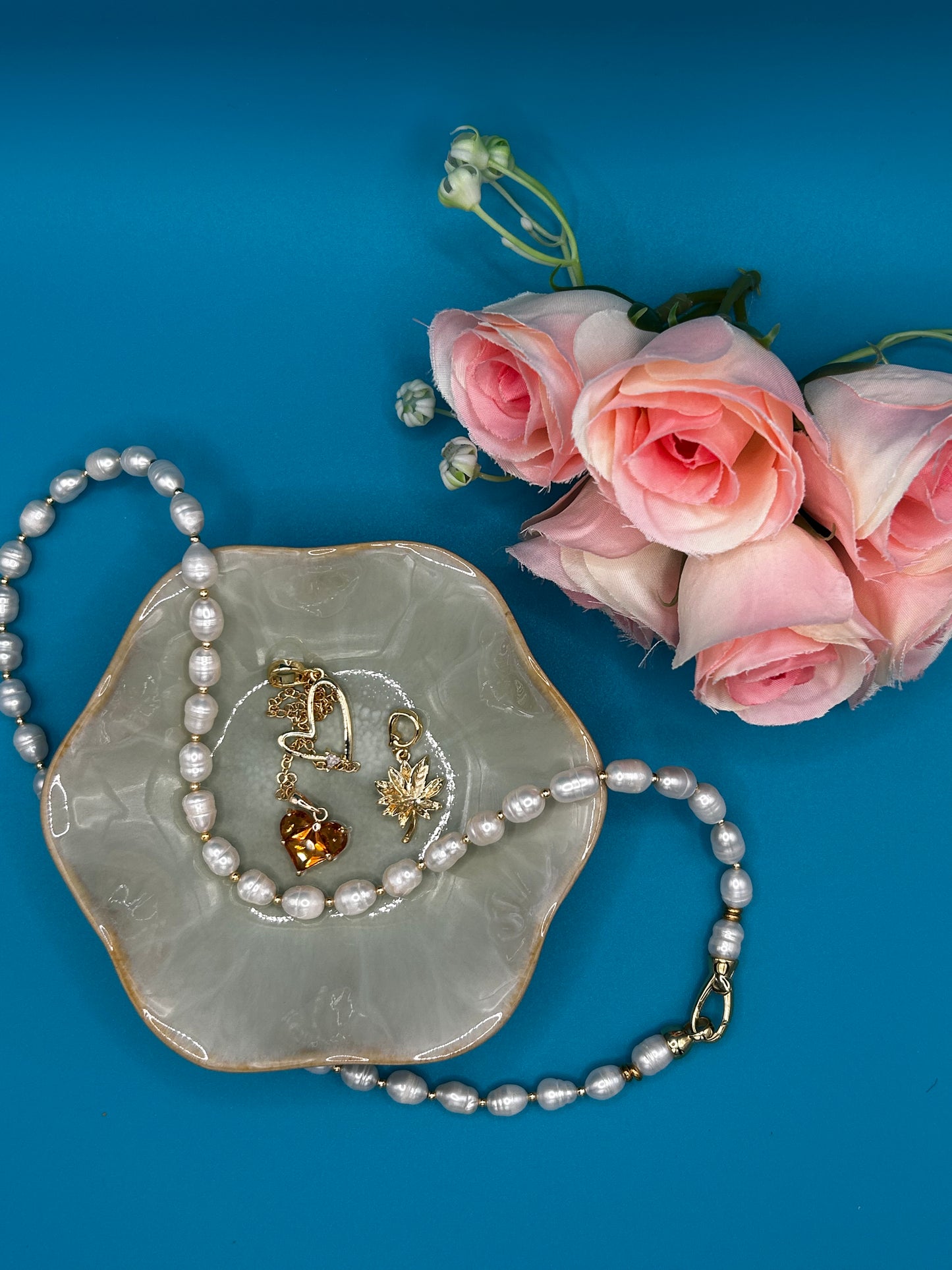 Conjunto de Perlas – Collar de Perlas Moderno con Colgantes Intercambiables
