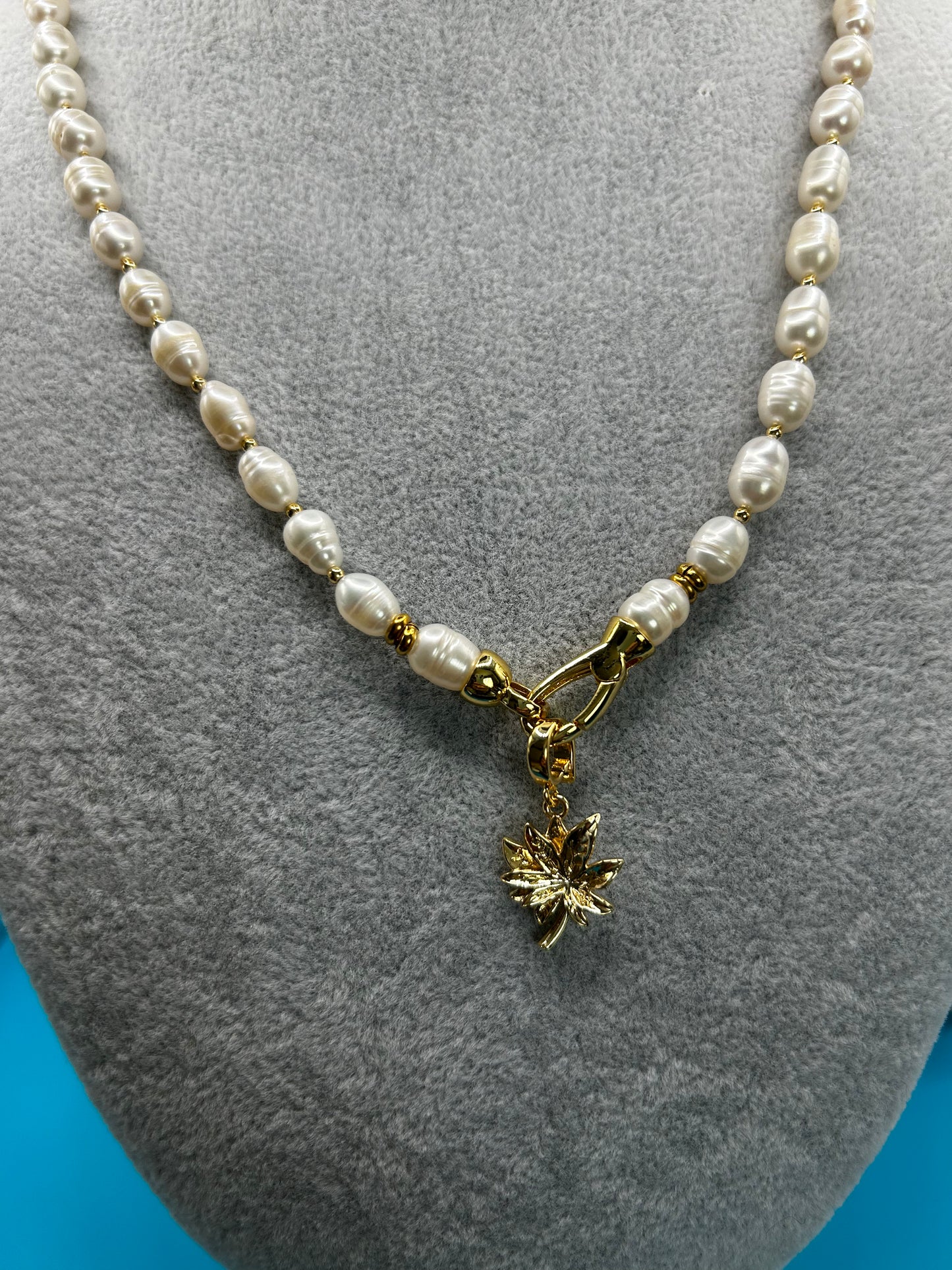 Conjunto de Perlas – Collar de Perlas Moderno con Colgantes Intercambiables