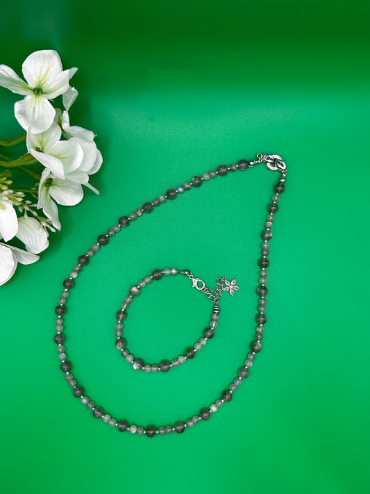 Ivy Set – Labradorite Necklace & Bracelet